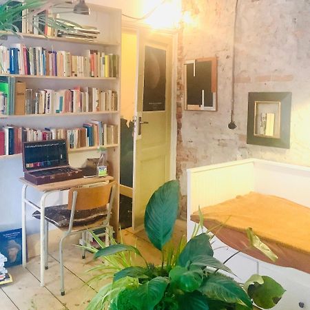 Bookstor Hotel Гаага Екстер'єр фото